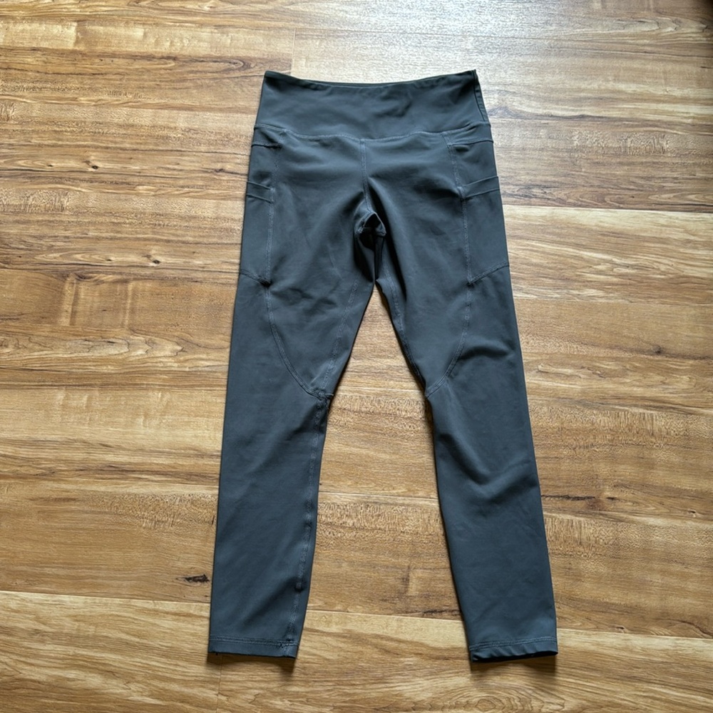 Zyia leggings size medium.